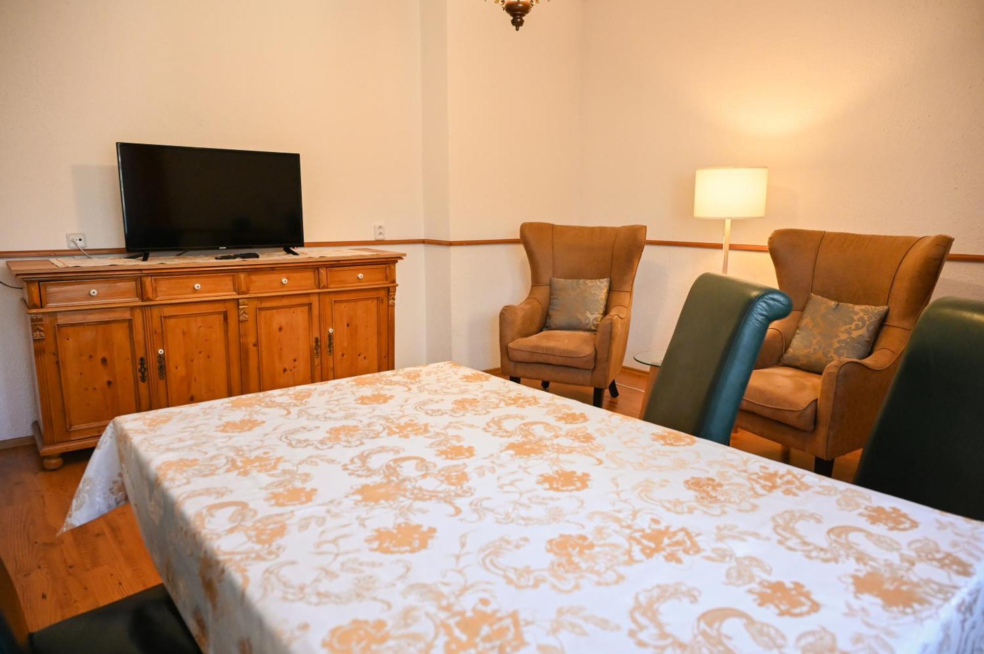Hotel Diana Apartments ปราก ภายนอก รูปภาพ